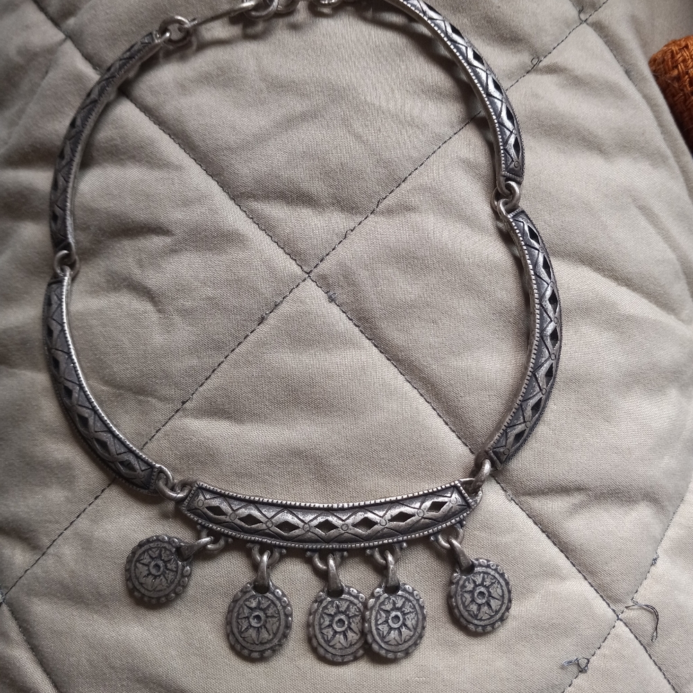 Guess necklace